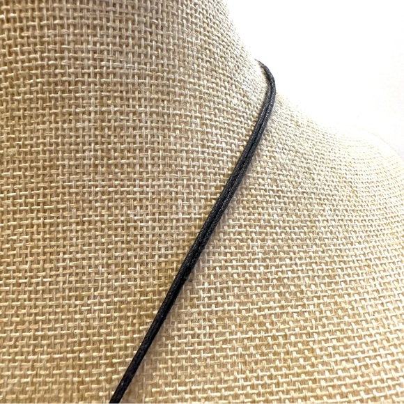 Claude Dasque Mother of Pearl Necklace made in France, sterling silver accents - Picture 9 of 14